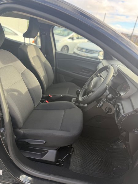 2025 Dacia Sandero - photo 8