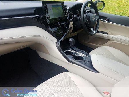 2023 Toyota Camry - photo 8