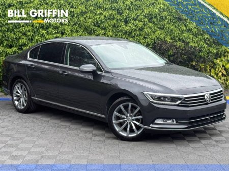2019 Volkswagen Passat HIGHLINE 2.0 TDI AUTO // LEATHER HEATED & COOLED SEATS // 360 PARKING CAMERAS // DUAL ZONE CLIMATE C