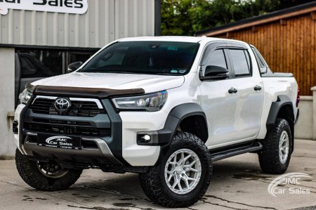 2024 Toyota Hilux