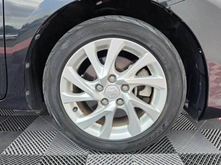 2016 Toyota Auris - photo 36