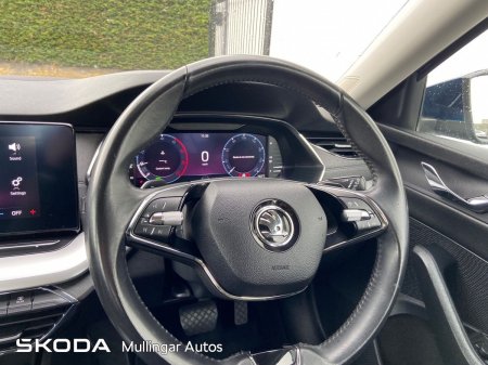 2022 Skoda Octavia - photo 19