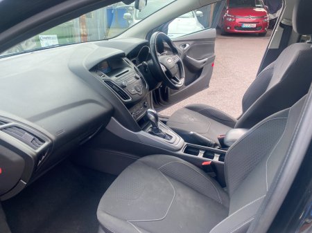 2015 Ford Focus - photo 12