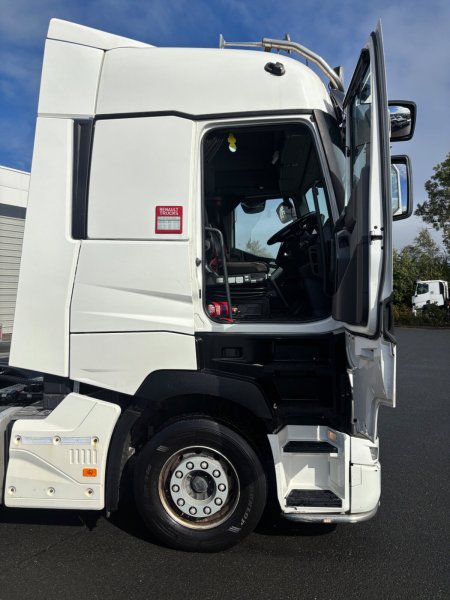 2021 Renault T520 - photo 12