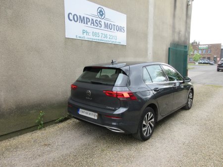 2022 Volkswagen Golf - photo 6