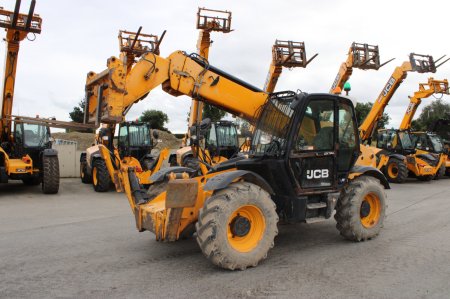 0 JCB 