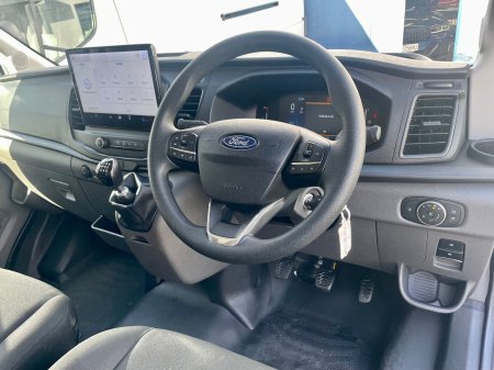 2025 Ford Transit - photo 10