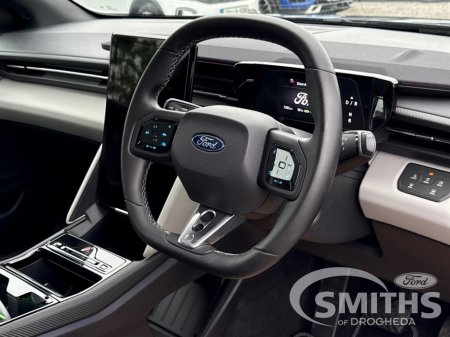 2026 Ford Capri - photo 8