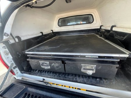 2021 Toyota Hilux - photo 3