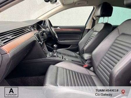 2017 Volkswagen Passat - photo 16