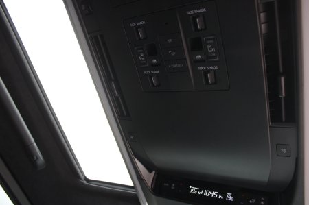 2025 Toyota Alphard - photo 23