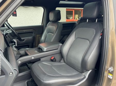 2022 Land Rover Defender - photo 10