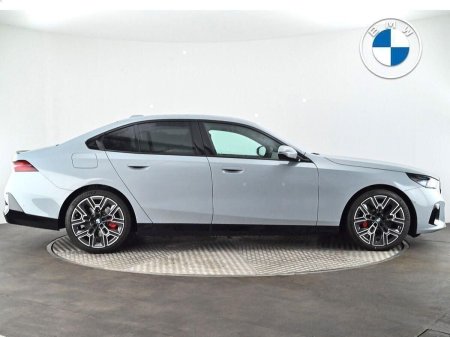 2026 BMW 5-Series - photo 23