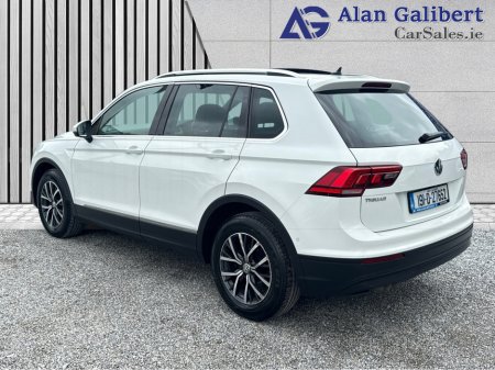 2019 Volkswagen Tiguan - photo 2