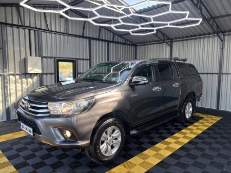 2016 Toyota Hilux - photo 2