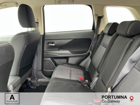 2016 Mitsubishi Outlander - photo 6