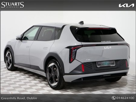 2026 Kia EV4 - photo 2