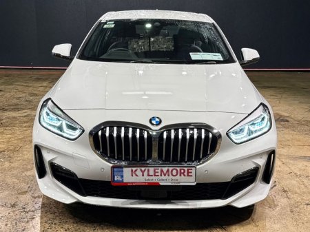 2024 BMW 1-Series - photo 8