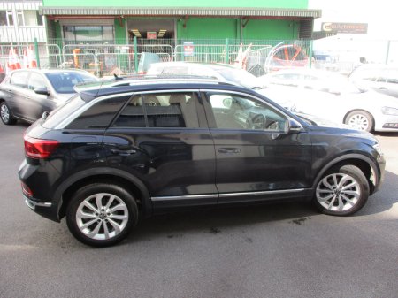 2022 Volkswagen T-Roc - photo 4