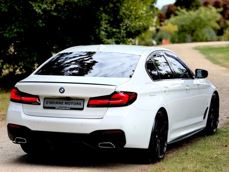 2022 BMW 5-Series - photo 7