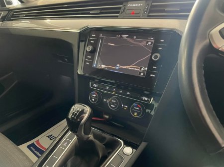 2020 Volkswagen Passat - photo 20
