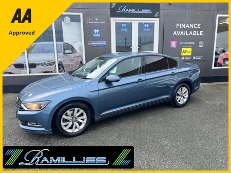 2017 Volkswagen Passat - photo 2