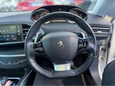 2019 Peugeot 308 - photo 16