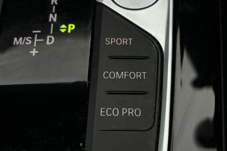 2022 BMW 1-Series - photo 30