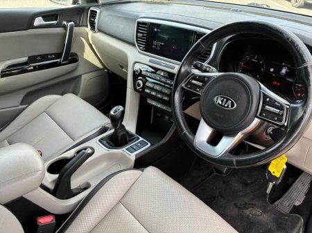 2021 Kia Sportage - photo 4