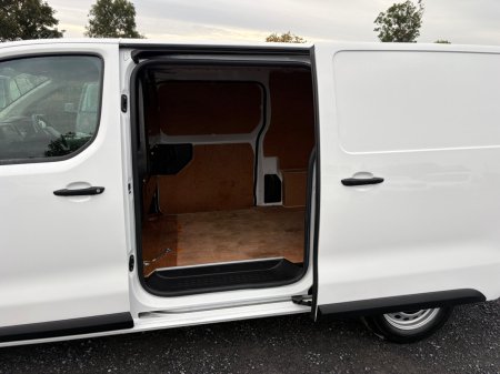 2022 Opel Vivaro - photo 11