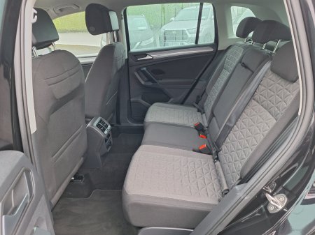 2023 Volkswagen Tiguan - photo 8