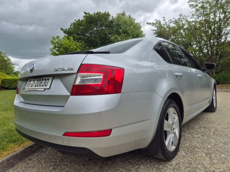 2017 Skoda Octavia - photo 3