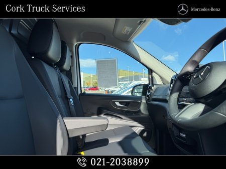 2027 Mercedes-Benz Vito - photo 14