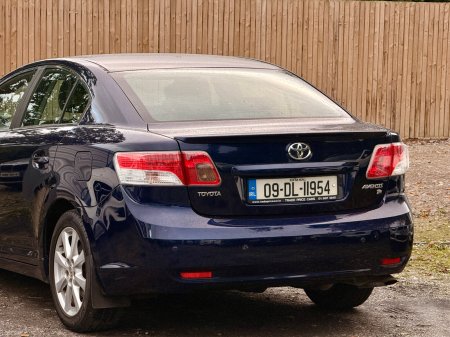 2009 Toyota Avensis - photo 21