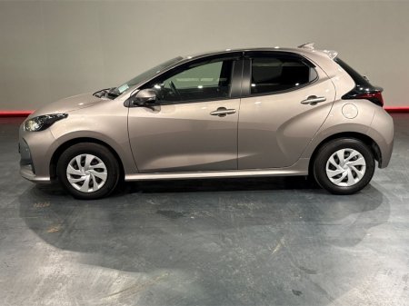 2025 Toyota Yaris - photo 6