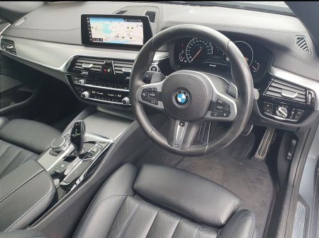 2019 BMW 5-Series - photo 6