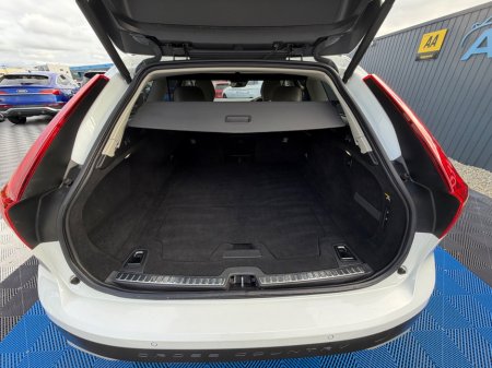2019 Volvo V90 - photo 36