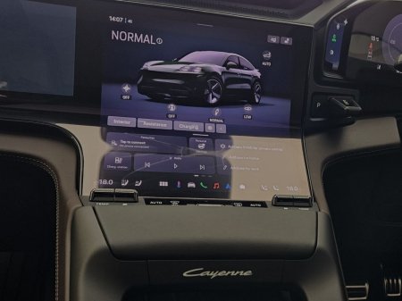 2026 Porsche Cayenne - photo 16