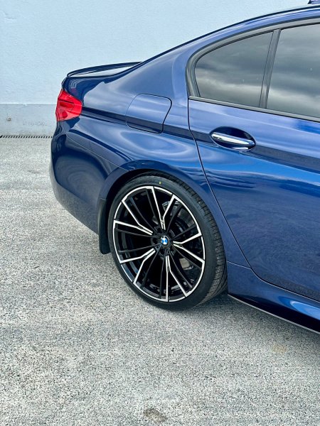 2018 BMW 5-Series - photo 8