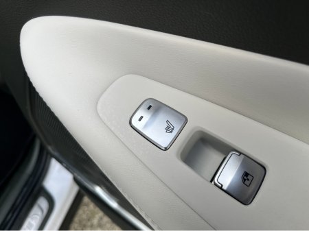 2022 Hyundai Santa Fe - photo 13