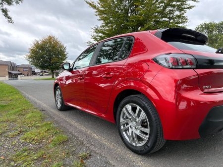 2020 Peugeot 208 - photo 12