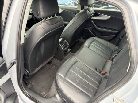 2017 Audi A4 - photo 18