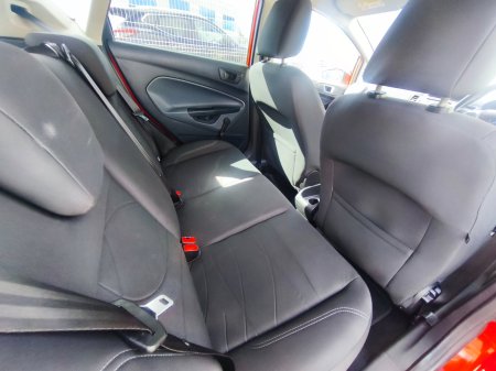 2017 Ford Fiesta - photo 16