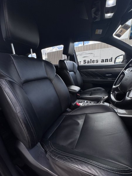 2019 Mitsubishi Outlander - photo 17