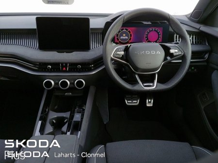 2026 Skoda Superb - photo 2