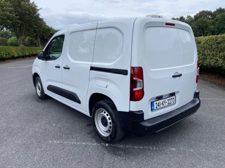 2024 Fiat Doblo - photo 2