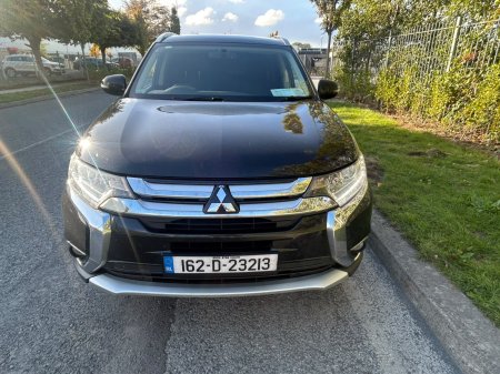 2016 Mitsubishi Outlander - photo 2