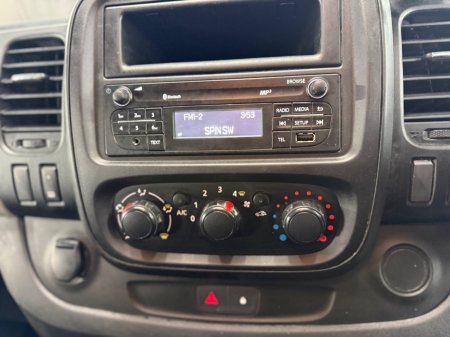 2016 Renault Trafic - photo 22