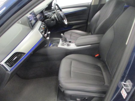 2023 BMW 5-Series - photo 15