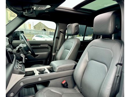 2025 Land Rover Defender - photo 23
